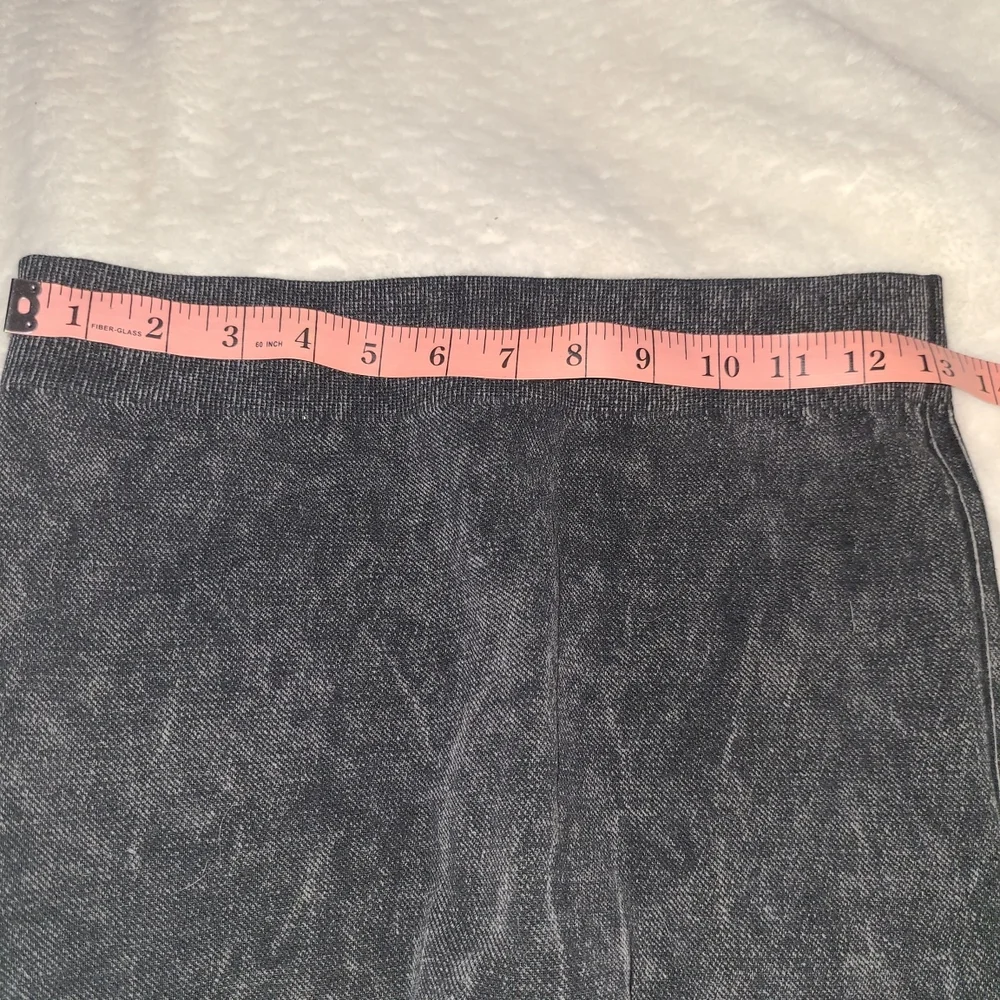 Stone Washed Design Leggings Size XS - S - Picture 8 of 11